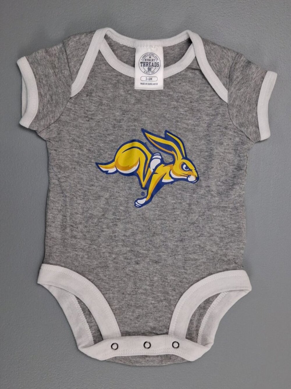 NWT Rivalry Threads NCAA South Dakota State Jackrabbits Infant Bodysuit — 3-6M